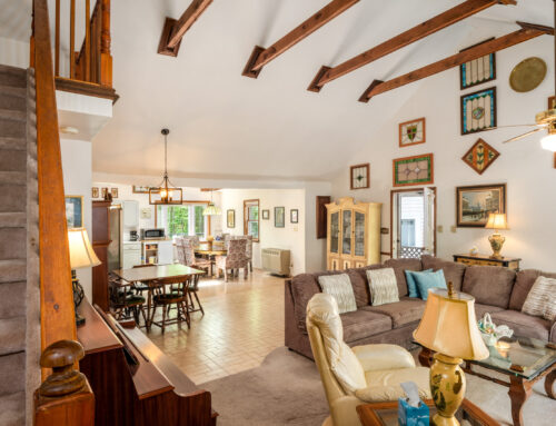 Open Floor Plan Living Room Looking into Kitchen — 1077alimeda