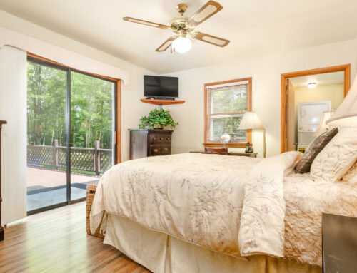 Primary Bedroom with Access to Deck — 1077alimeda